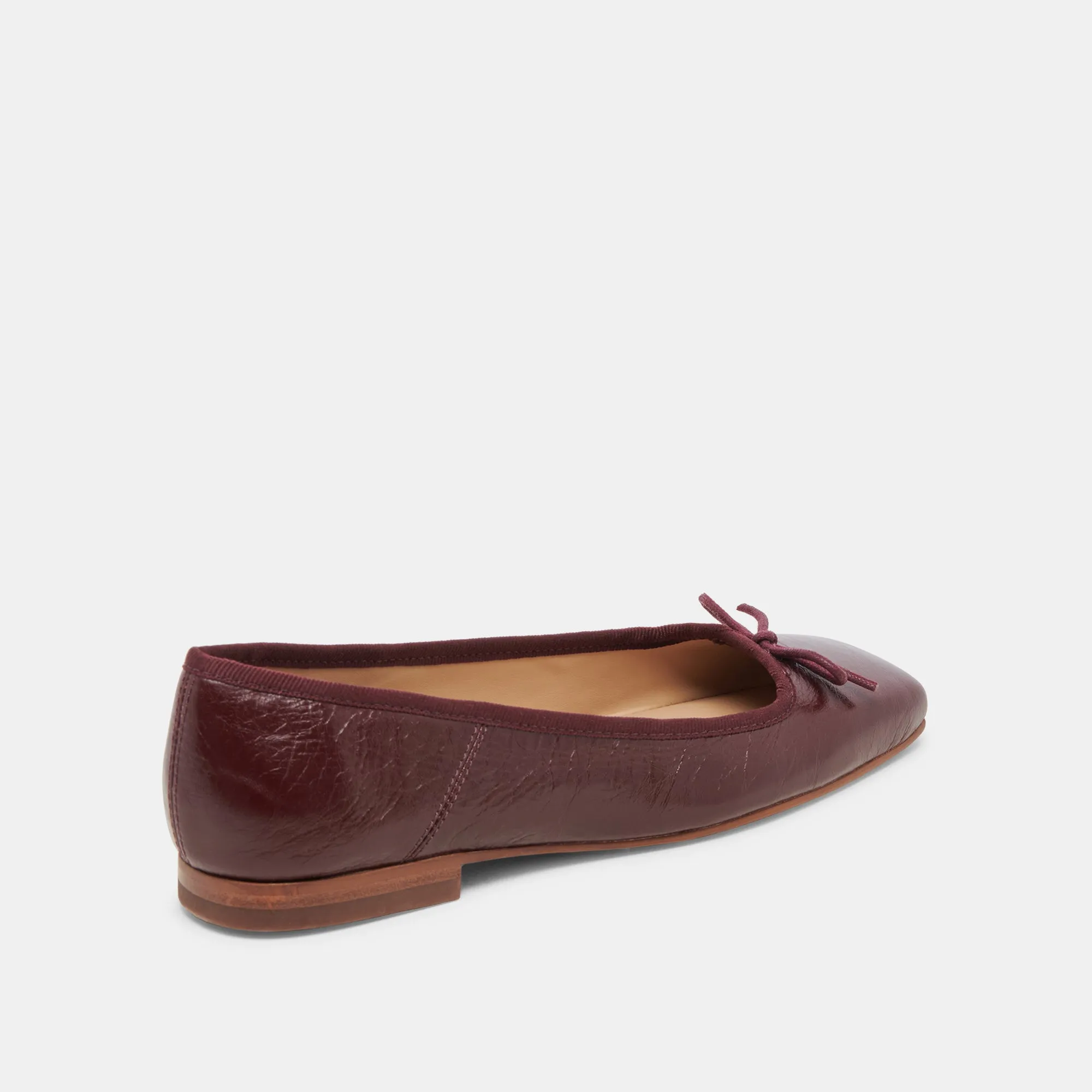 ANISA BALLET FLATS CRANBERRY CRINKLE PATENT