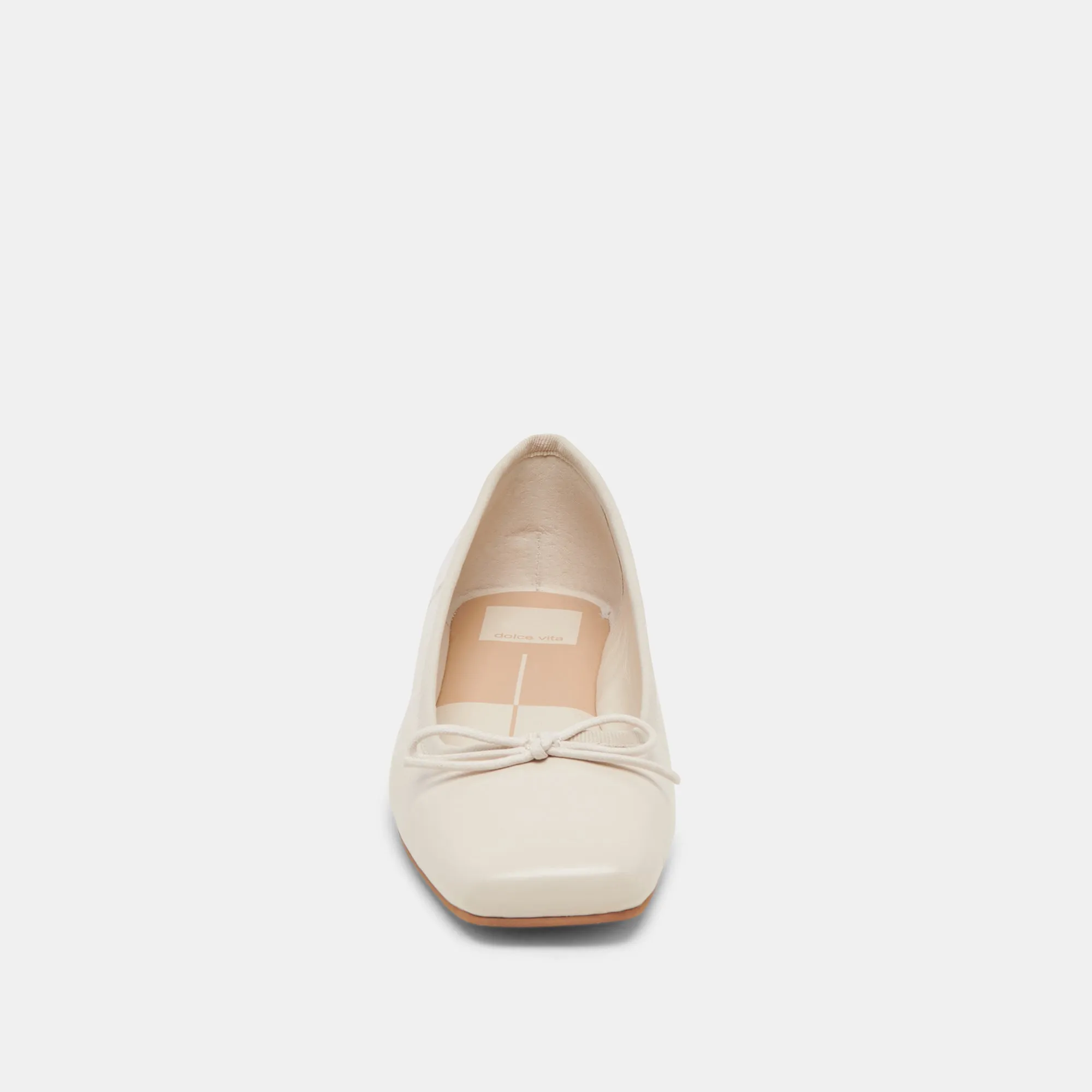 ANISA BALLET FLATS CREME CRINKLE PATENT