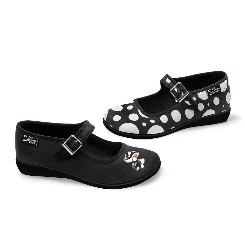 Chocolaticas® Black Moosh Women's Mary Jane Flat