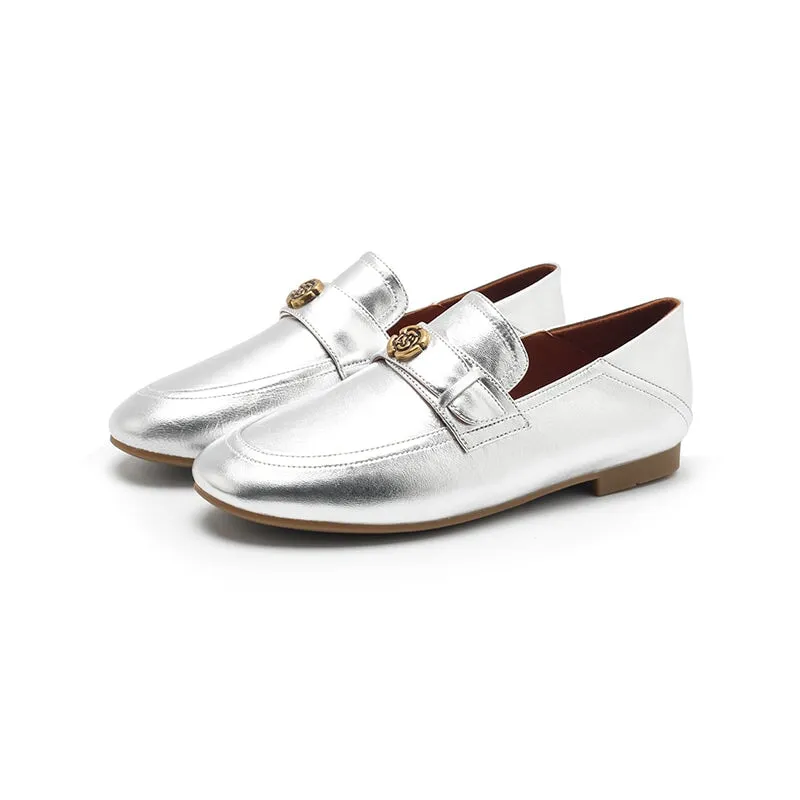 Classic Camellia-Detailed Leather Loafers for Women in Silver/Golden