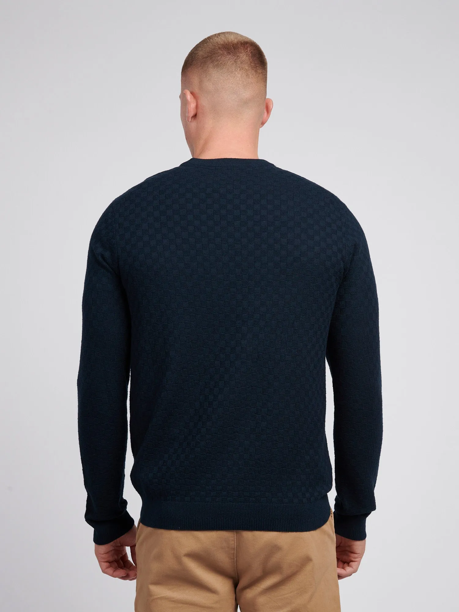 Mens Checkerboard Knit Crew Neck in Dark Sapphire Navy / Moonlight Blue DHM