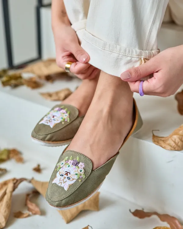 Purr-fect Day : Loafers