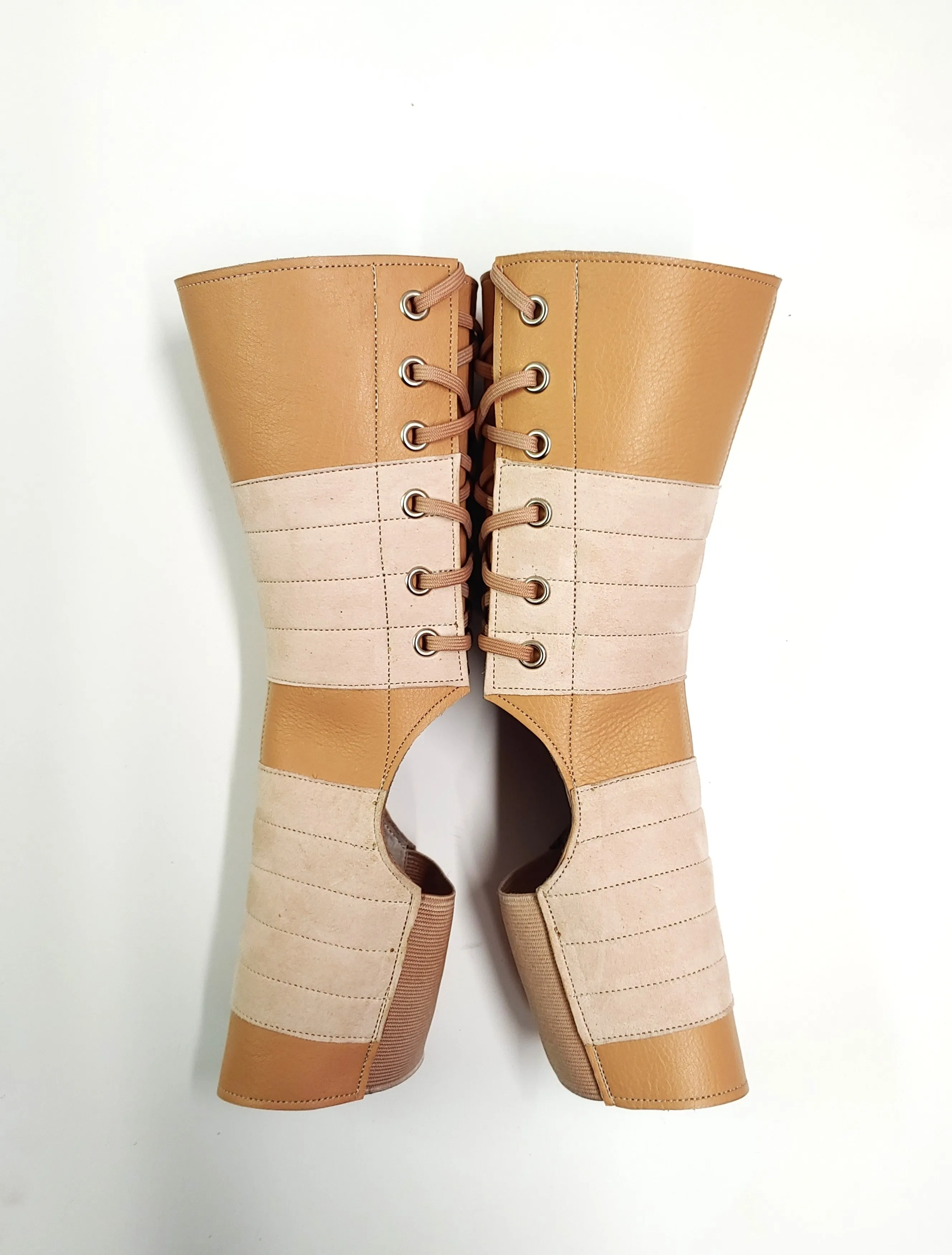 SHORT Aerial boots in Soft NUDE leather