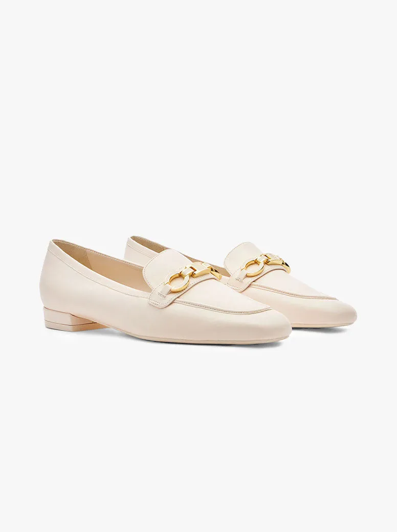 Signature Square Loafer bone