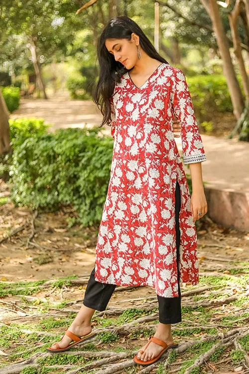 Sootisyahi 'Hidden Hibiscus' Azofree Handblock Printed Pure Cotton Kurti