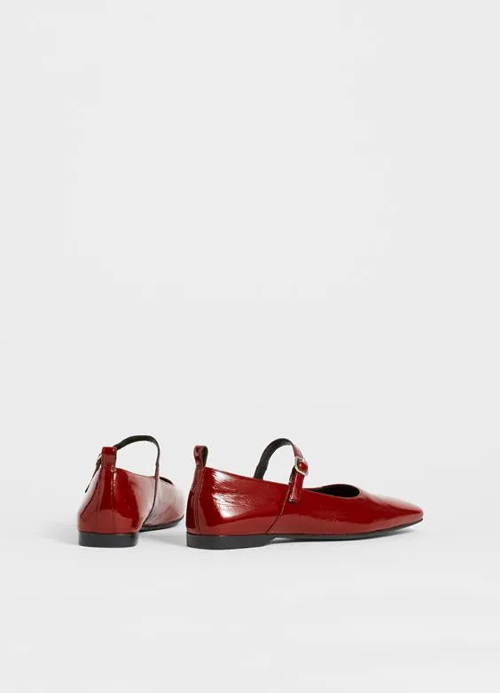 VAGABOND DELIA MARY JANES - RED