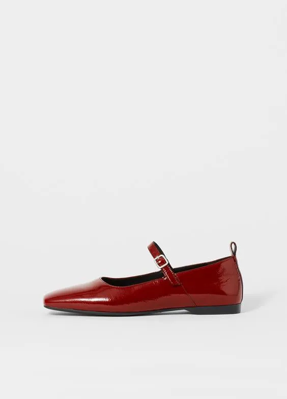 VAGABOND DELIA MARY JANES - RED