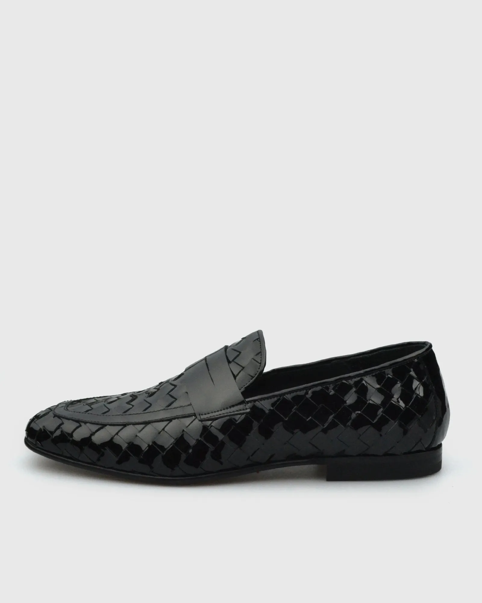 VINCENT & FRANKS VFS22-LO BLACK WOVEN PATENT LOAFER