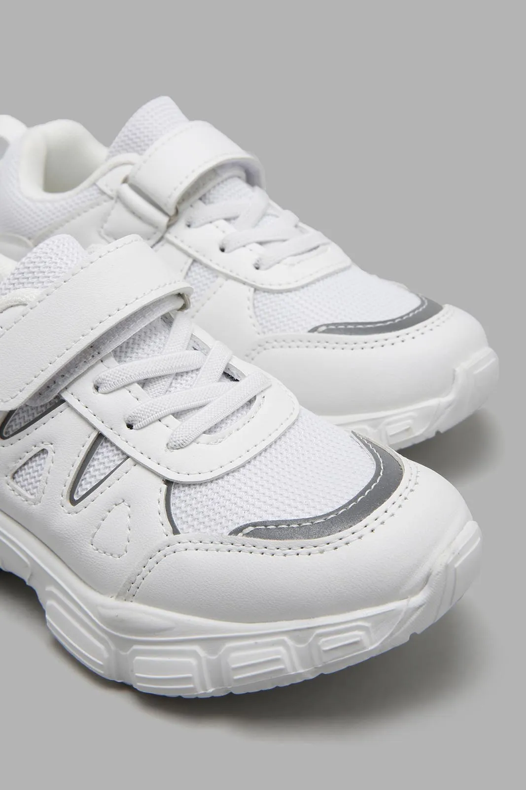 White Trekker Sneaker