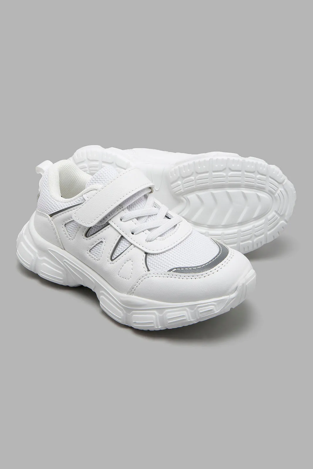 White Trekker Sneaker