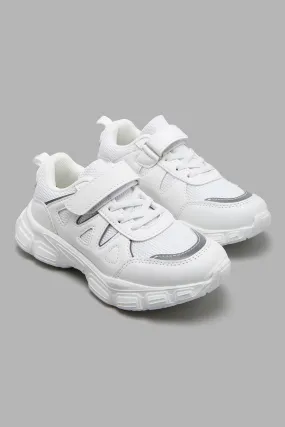 White Trekker Sneaker