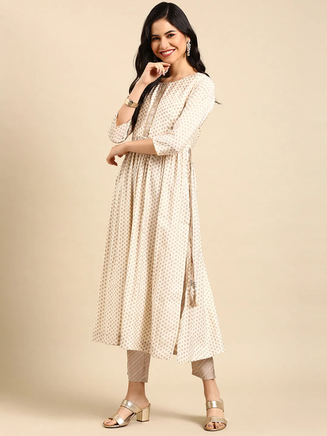 Women's Beige Printed  Kurta Set